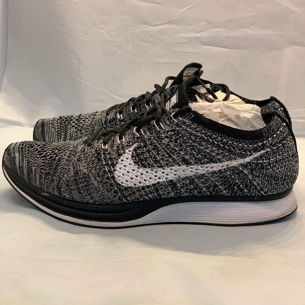 Nike flyknit racer Oreo 2.0